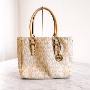 Michael Kors Vanilla MK Signature Tote Bag Large Jet Set Style Cream Logo Purse